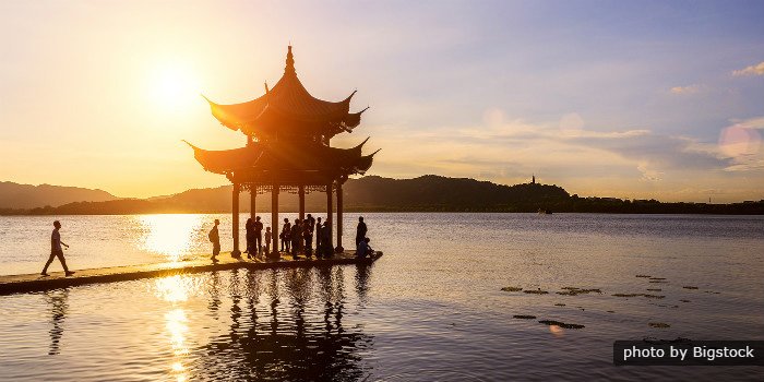 Essence of Hangzhou and Wuzhen Tour from Shanghai