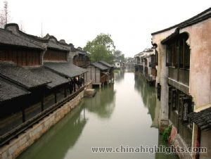 The long and lovely river which runs around Wuzhen