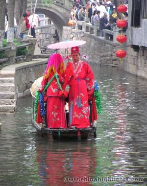 A show of the ancient matrimony on a boat A show of the ancient matrimony on a boat
