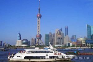 A Pujiang River Cruise is a relaxing and leisurely way to see the bund and the landmark of Shanghai - the oriental pearl TV tower.