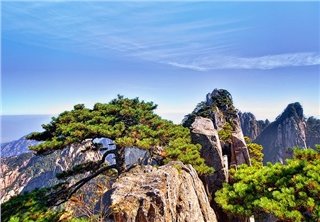 Huangshan & Its Architectural Relics Tour from Shanghai