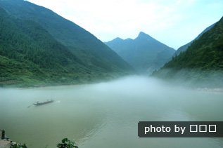 Cruise on the Yangtze River