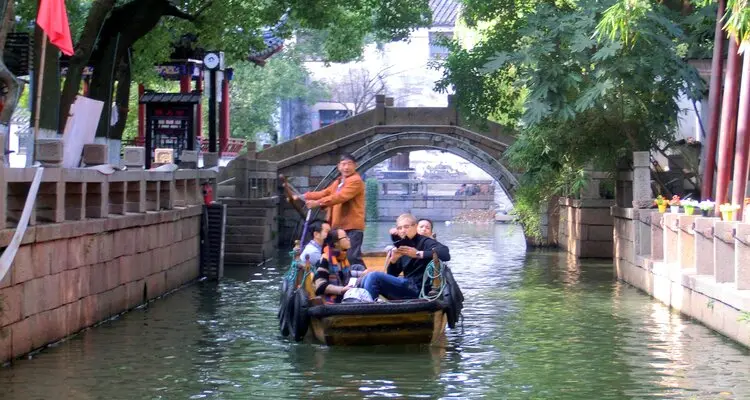 Gondola Ride in Tongli Watertown